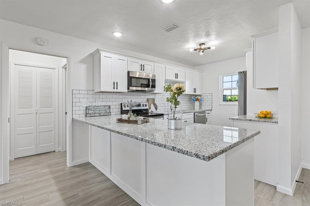 1516 Saddle Woode DR FORT MYERS, FL 33919
