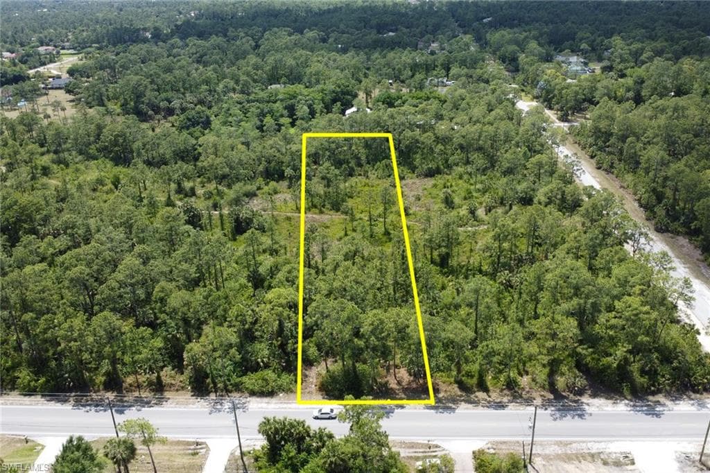 13XX EVERGLADES BLVD N NAPLES, FL 34120