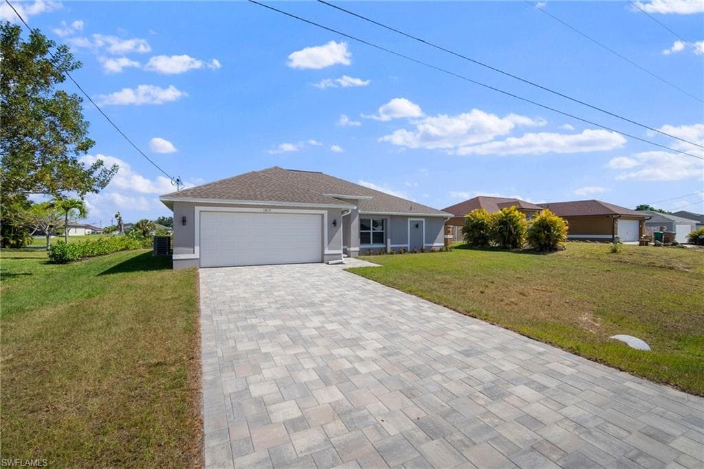 1015 8th TER CAPE CORAL, FL 33993