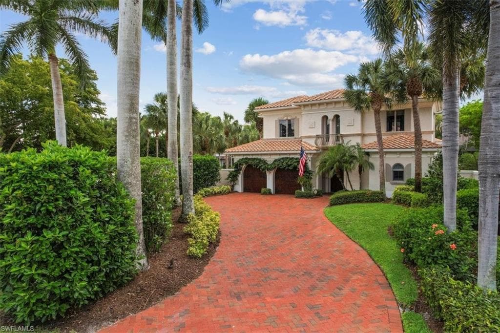 9001 Terranova DR NAPLES, FL 34109