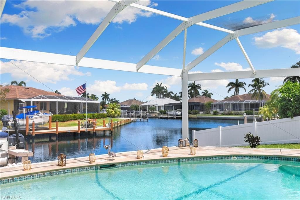 76 Gulfport CT MARCO ISLAND, FL 34145