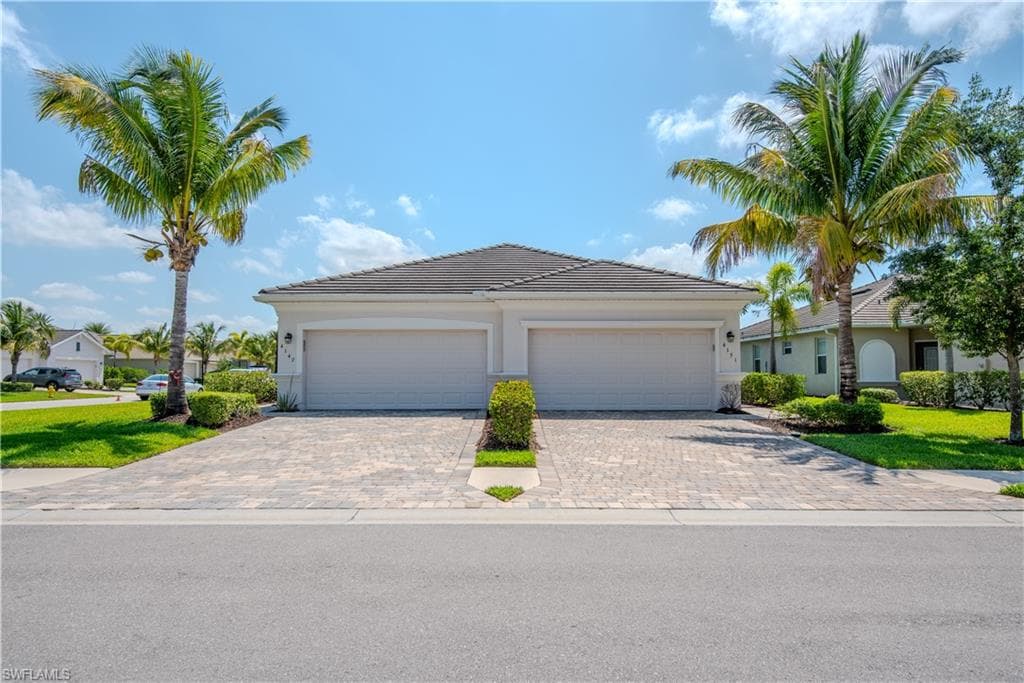 4151 Bisque LN FORT MYERS, FL 33916