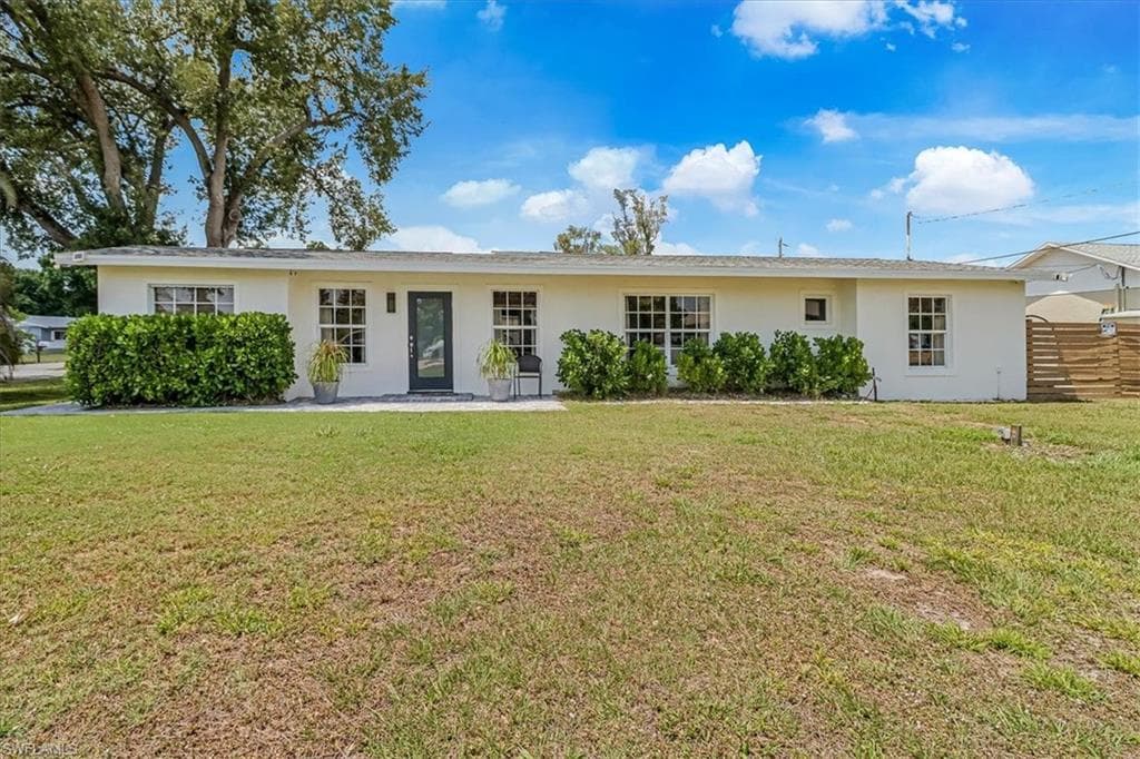 18601 Geranium RD FORT MYERS, FL 33967