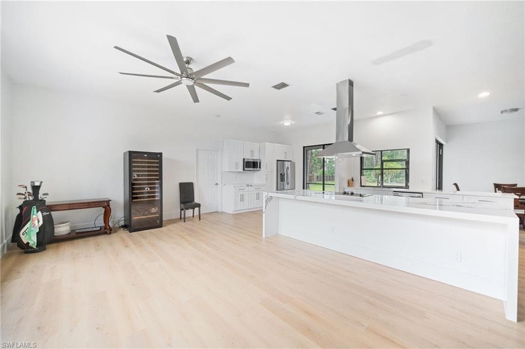 25295 Busy Bee DR BONITA SPRINGS, FL 34135