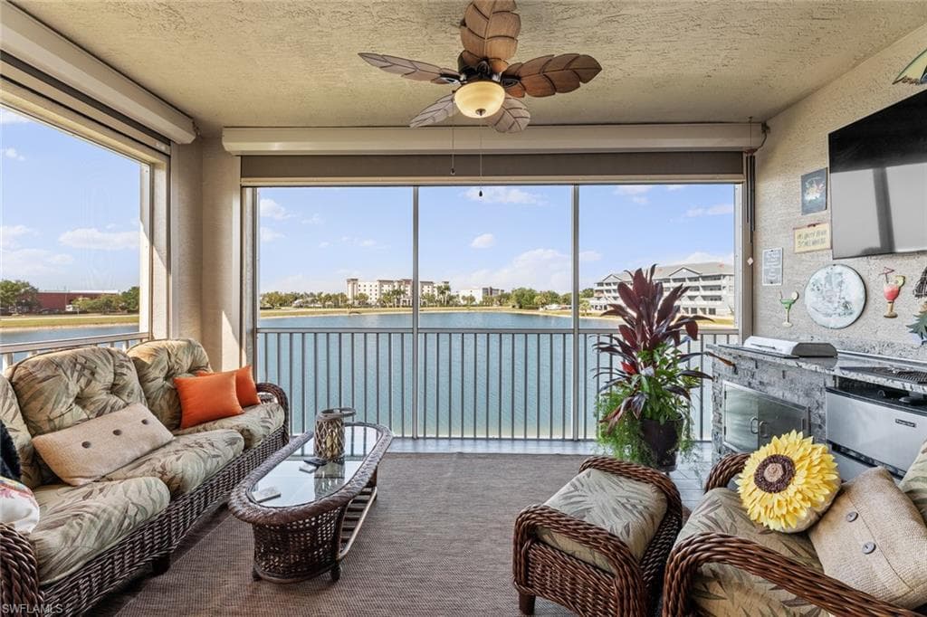 4312 Bellasol CIR 3321 FORT MYERS, FL 33916