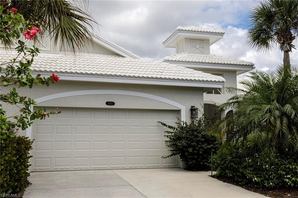 4571 Cardinal Cove LN NAPLES, FL 34114
