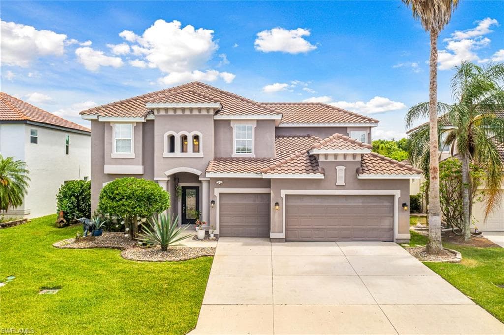 2824 Via Piazza LOOP FORT MYERS, FL 33905