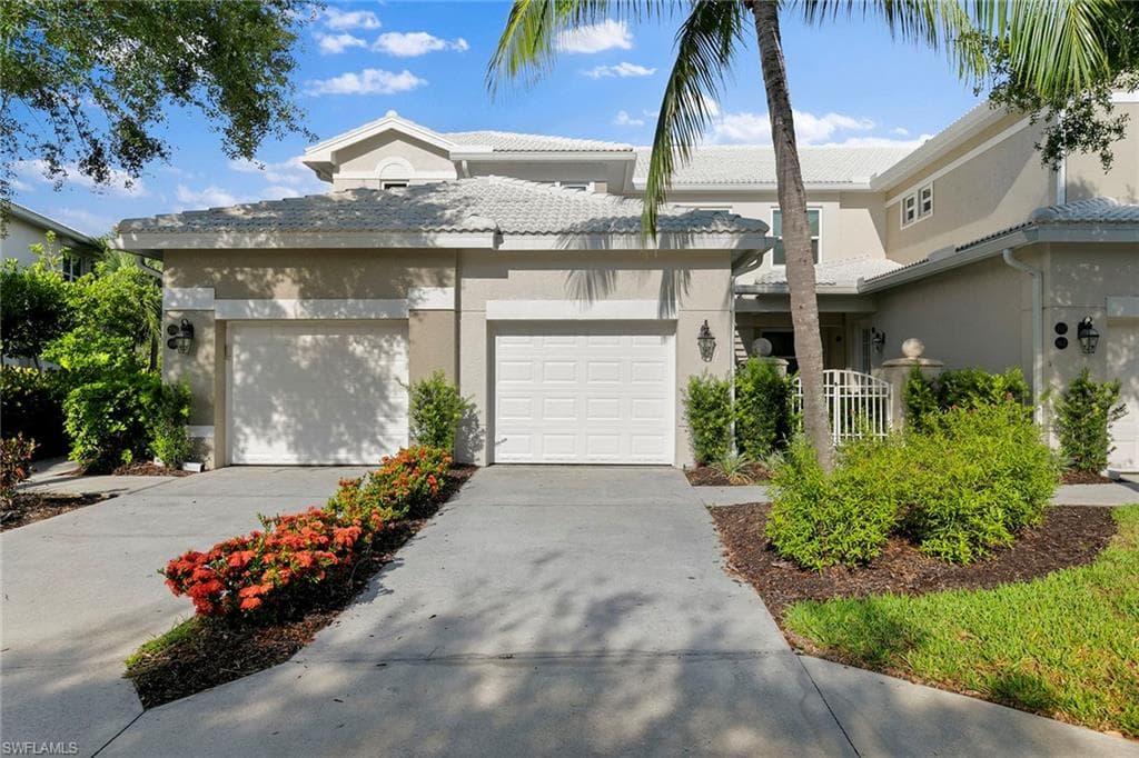 4705 Hawks Nest WAY F-101 NAPLES, FL 34114