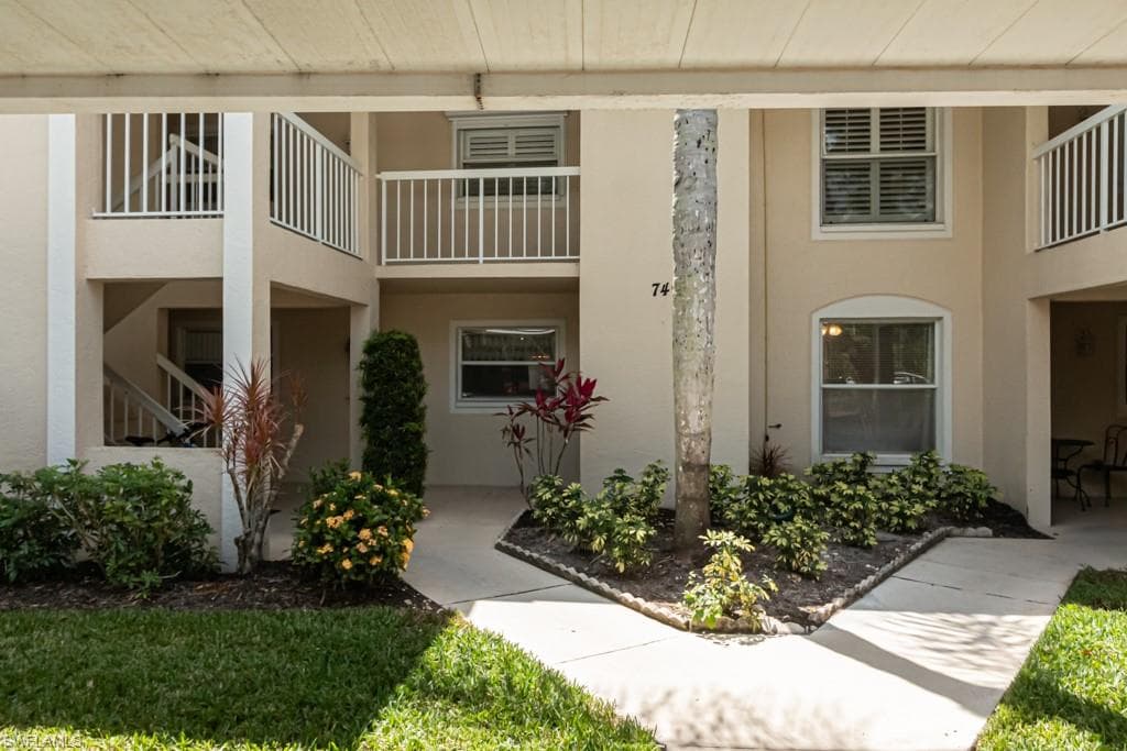 749 Landover CIR 102 NAPLES, FL 34104