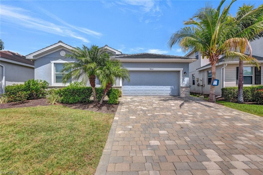 9652 Mirada BLVD FORT MYERS, FL 33908