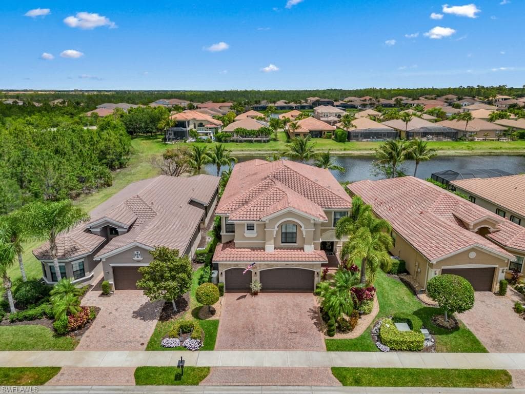 3494 Pacific DR NAPLES, FL 34119