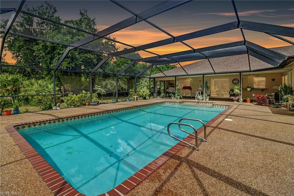 611 Calvin AVE LEHIGH ACRES, FL 33972
