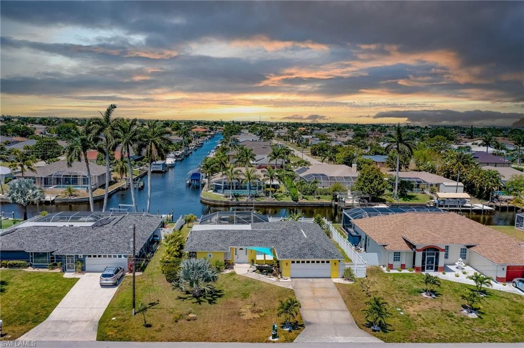1004 SE 23rd PL CAPE CORAL, FL 33990
