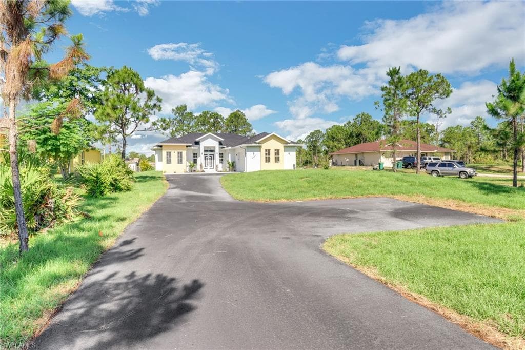 4047 Everglades BLVD N NAPLES, FL 34120