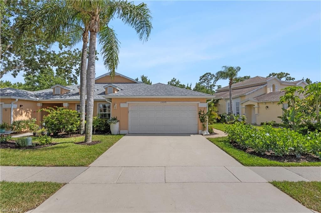 15059 Sterling Oaks DR NAPLES, FL 34110