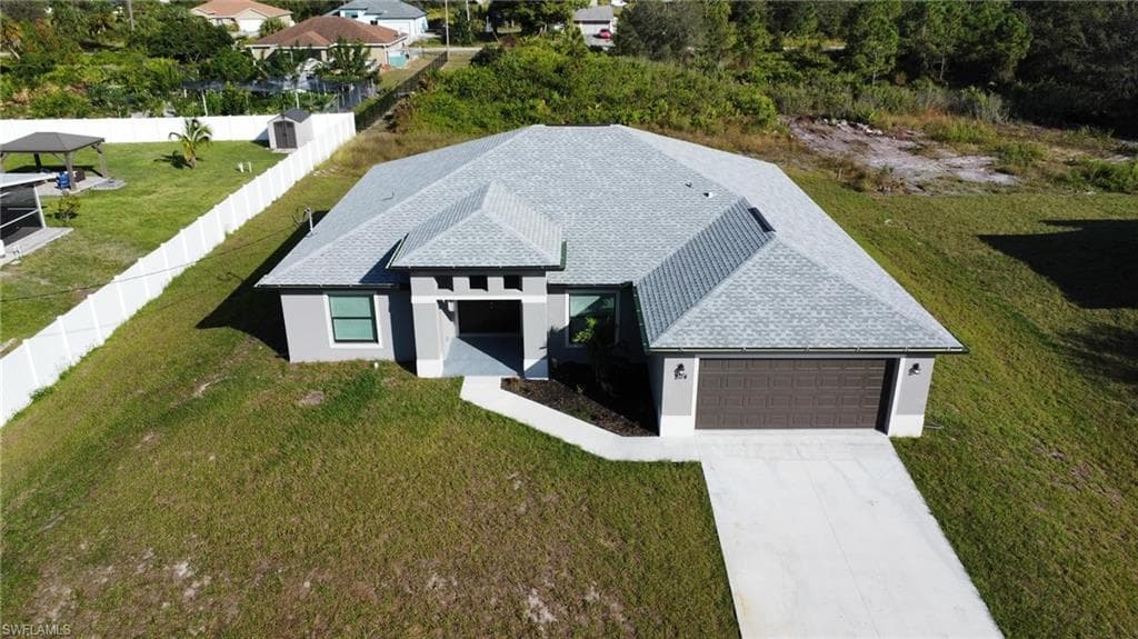 378 Pauline AVE LEHIGH ACRES, FL 33974