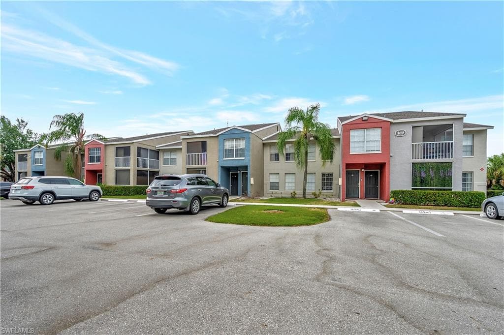 169 Santa Clara DR 169 NAPLES, FL 34104