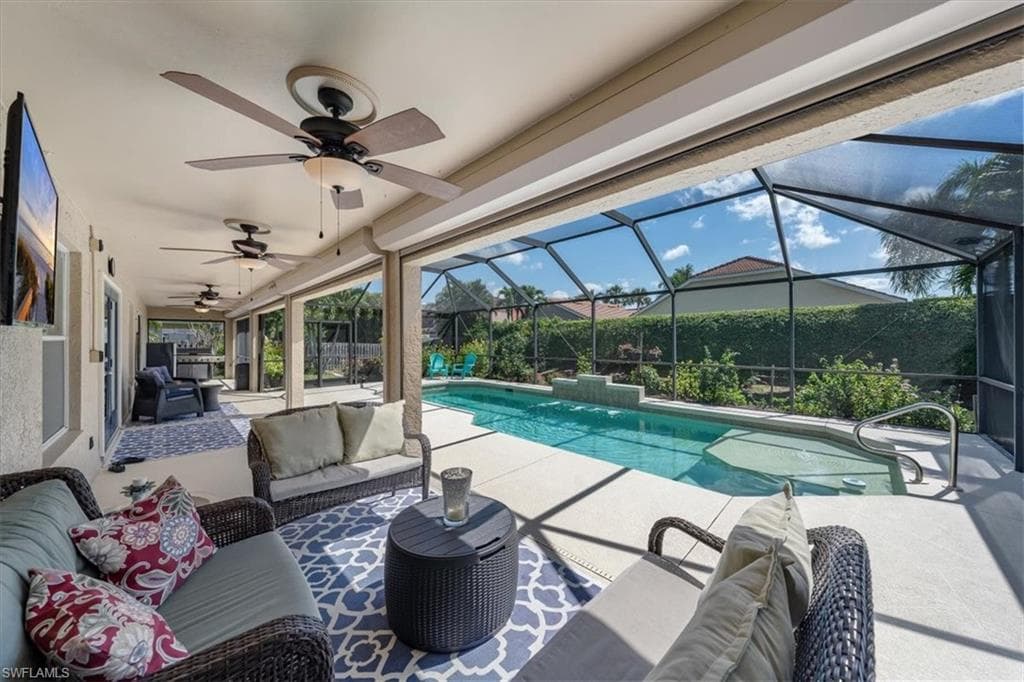 124 Plantation CIR NAPLES, FL 34104