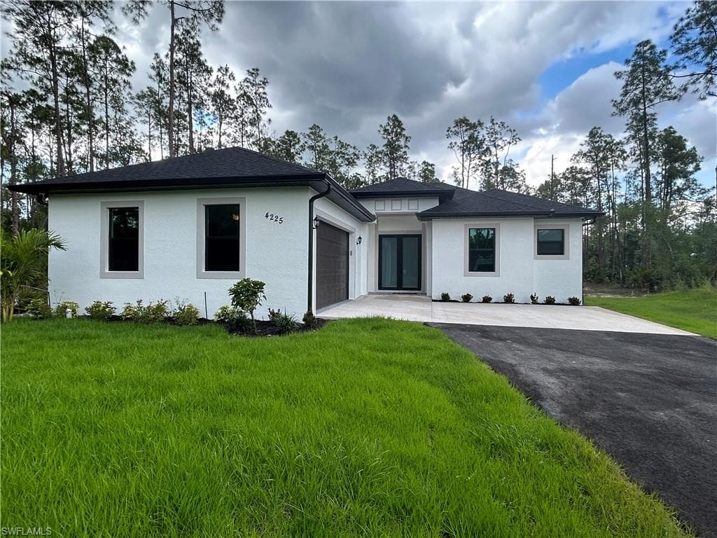 3224 20TH AVE SE NAPLES, FL 34117