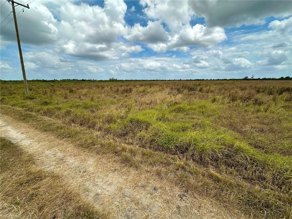 Sears RD LABELLE, FL 33935