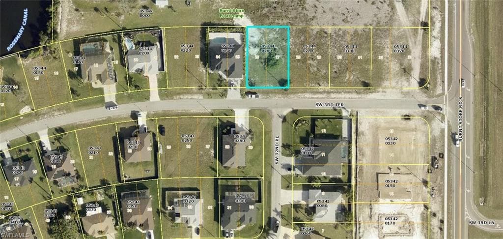 3213 SW 3rd TER CAPE CORAL, FL 33991