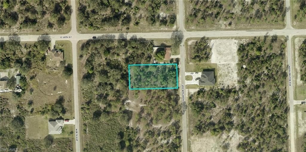 921 Thompson AVE LEHIGH ACRES, FL 33972