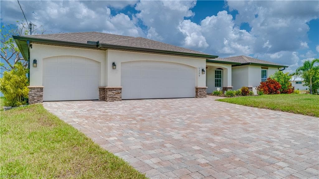 1200 NW 30th PL CAPE CORAL, FL 33993