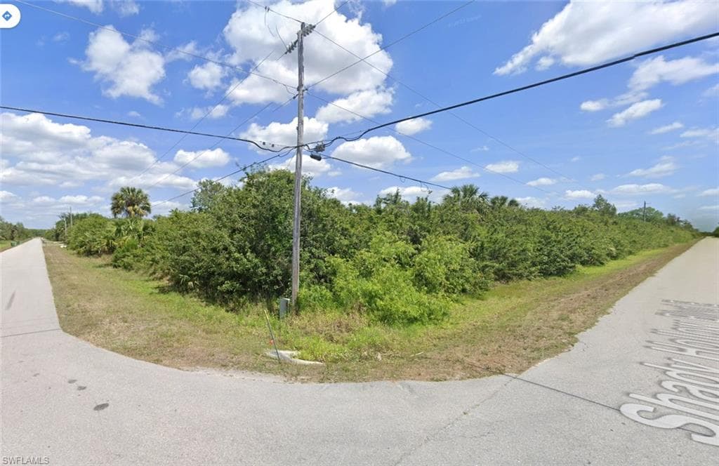 135 Shady Hollow BLVD E NAPLES, FL 34120