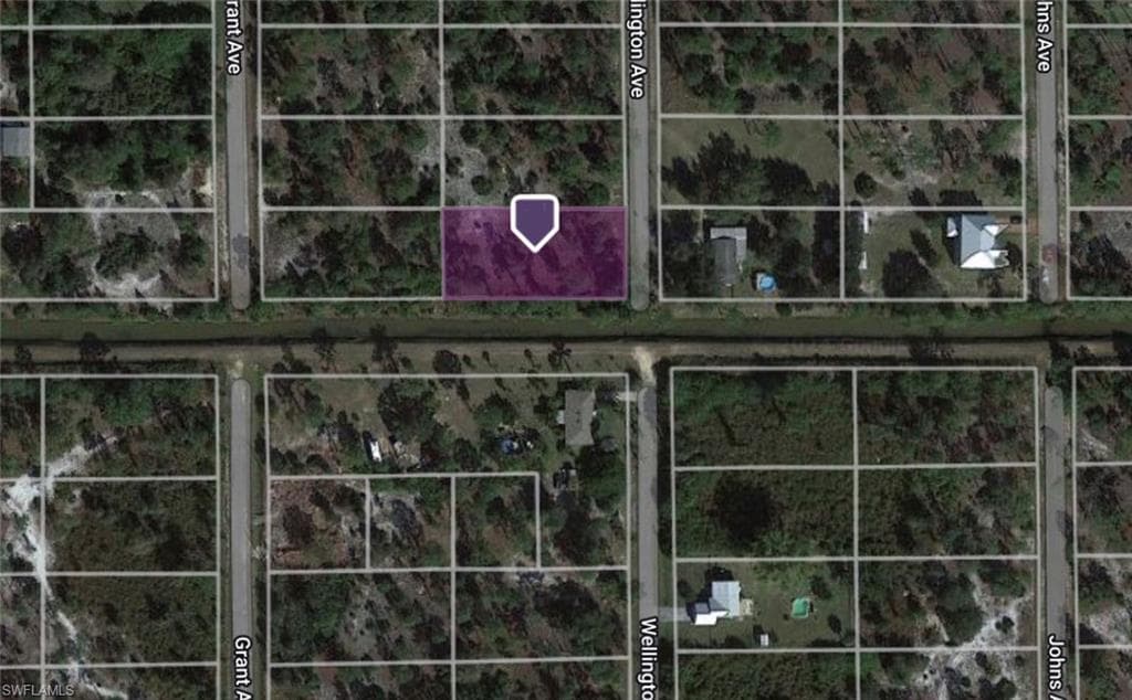 401 Wellington AVE LEHIGH ACRES, FL 33972