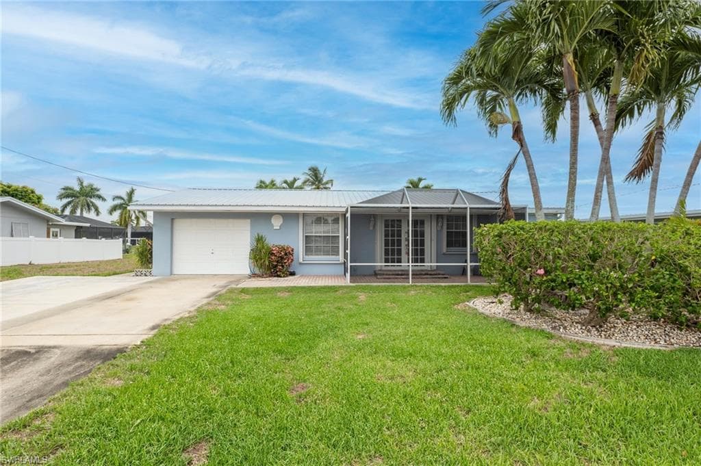 5125 Avalon DR CAPE CORAL, FL 33904