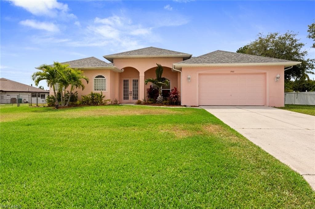 1902 NE 5th ST CAPE CORAL, FL 33909