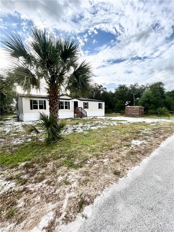 463 Citrus AVE PALMDALE, FL 33944