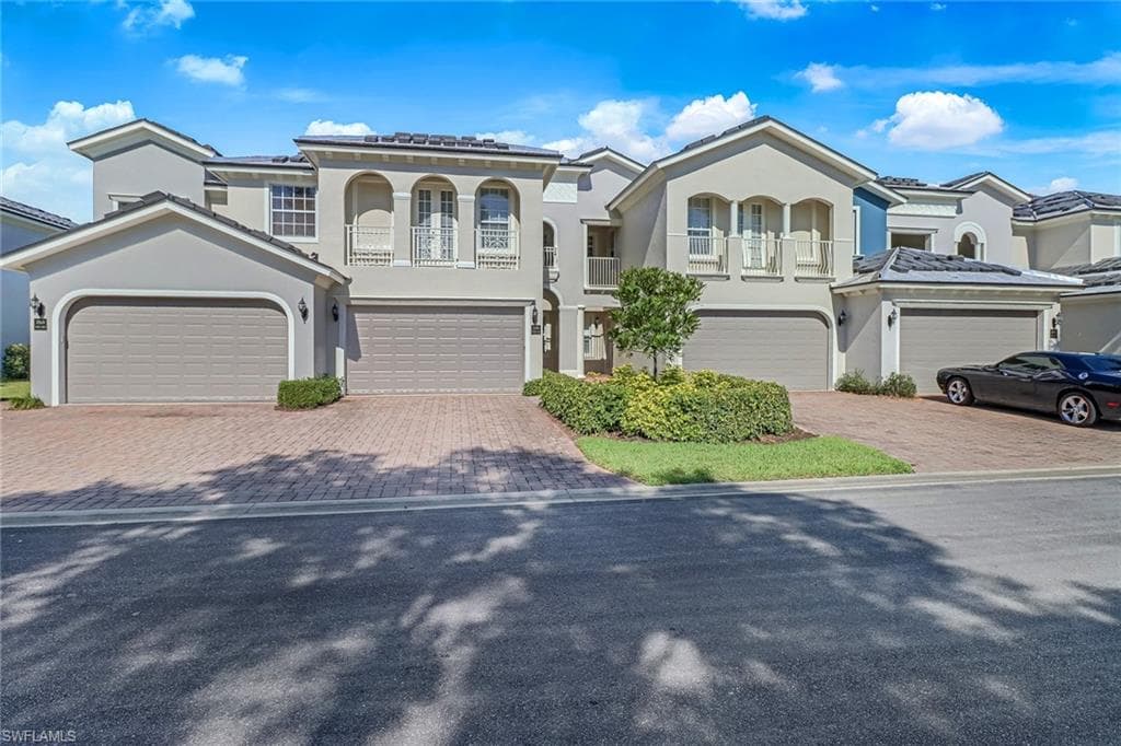3590 Lansing LOOP 102 ESTERO, FL 33928
