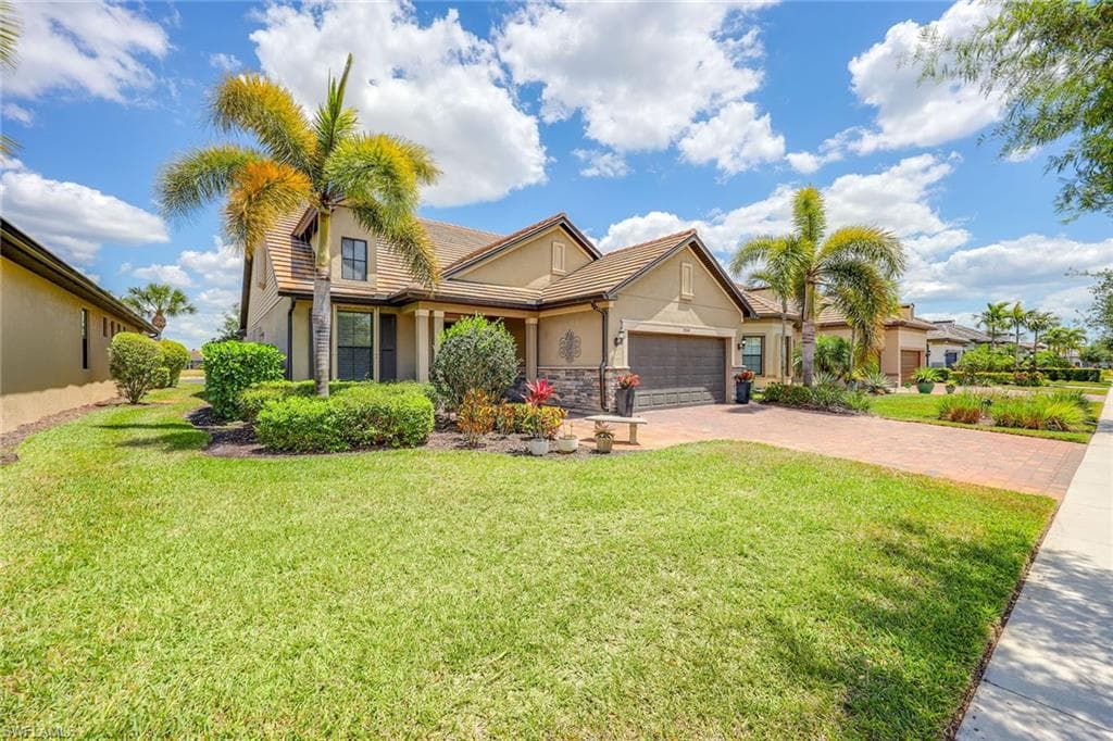 7554 Blackberry DR NAPLES, FL 34114