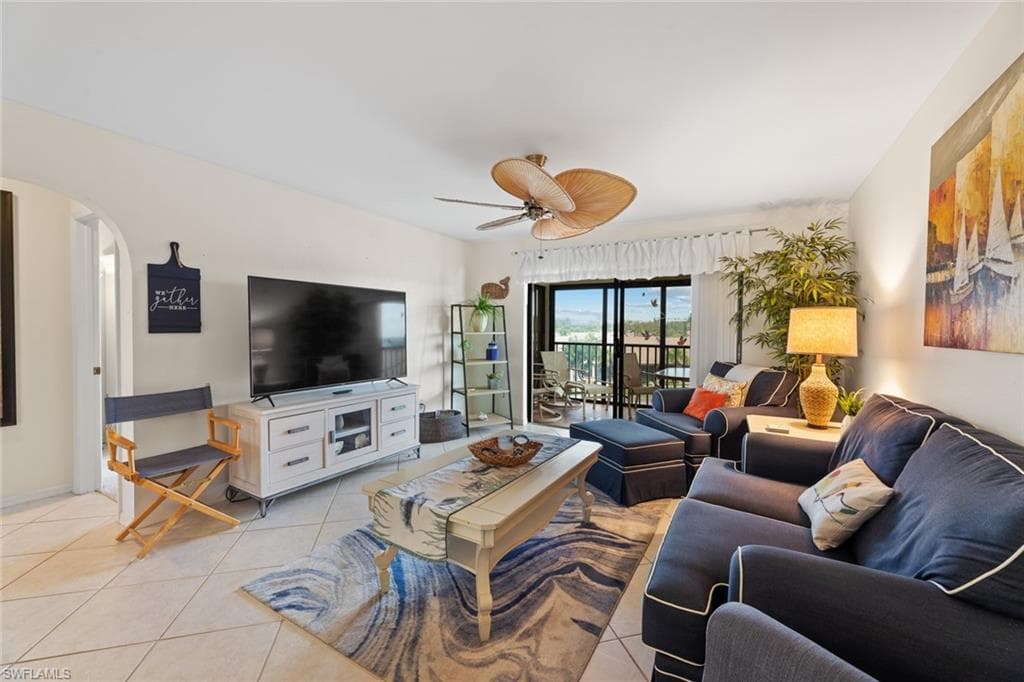 11300 Caravel CIR 303 FORT MYERS, FL 33908