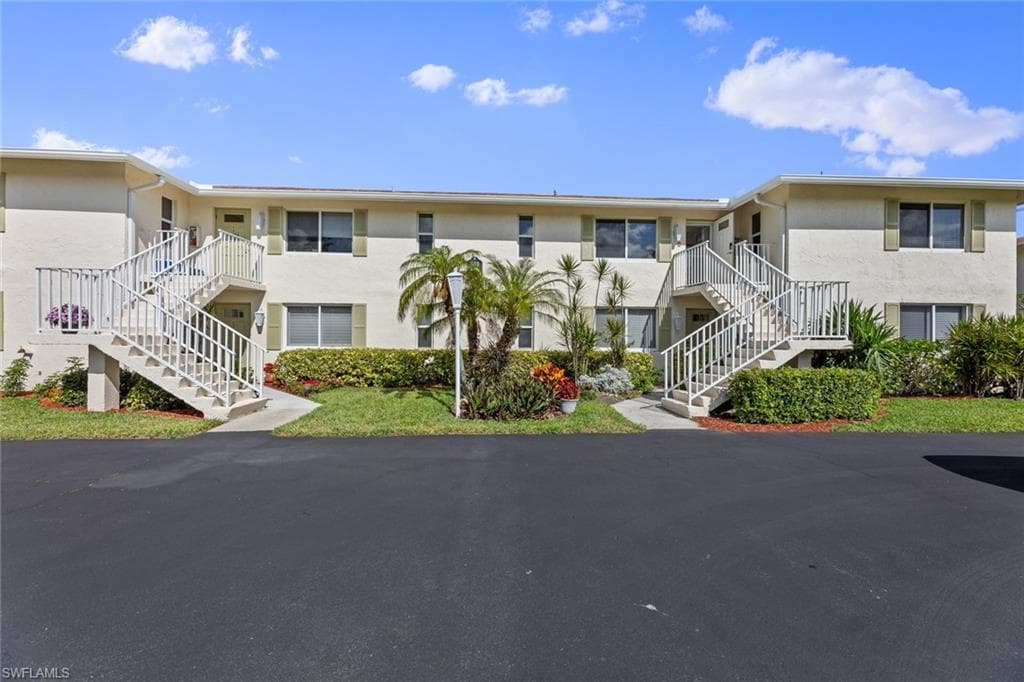 541 Teryl RD 2 NAPLES, FL 34112