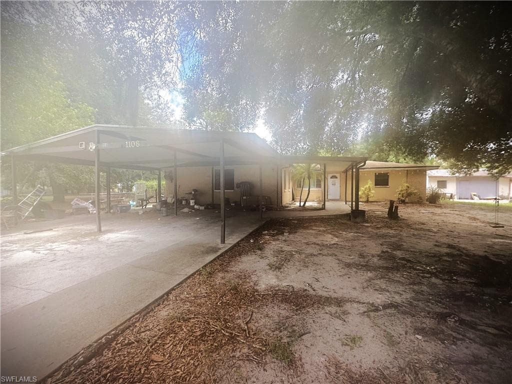 1108 Palm DR IMMOKALEE, FL 34142