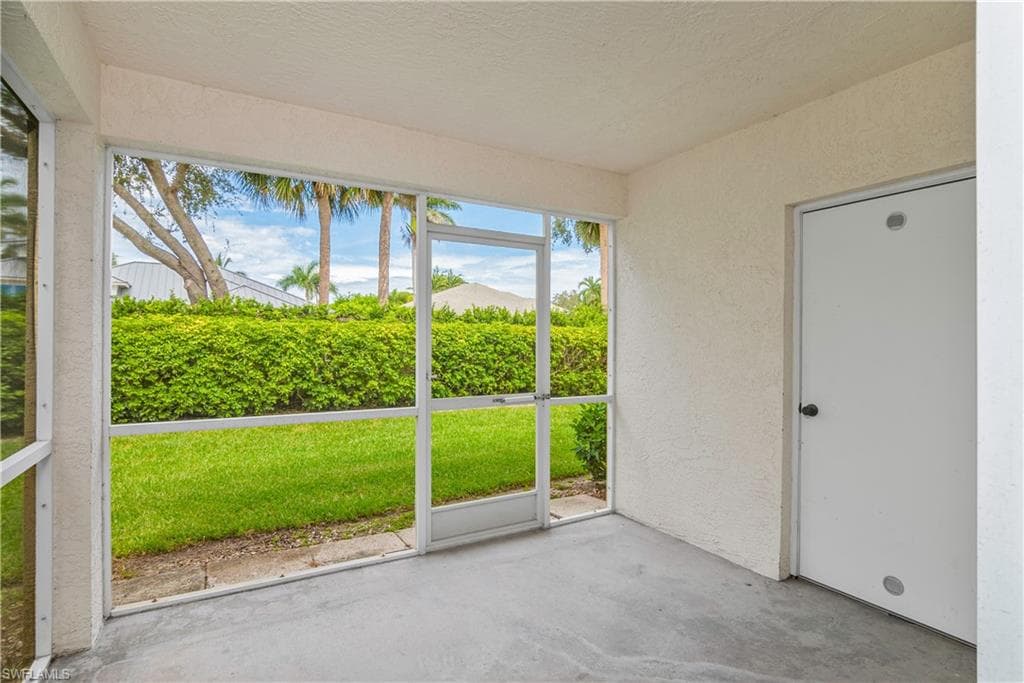 7713 Jewel LN 103 NAPLES, FL 34109