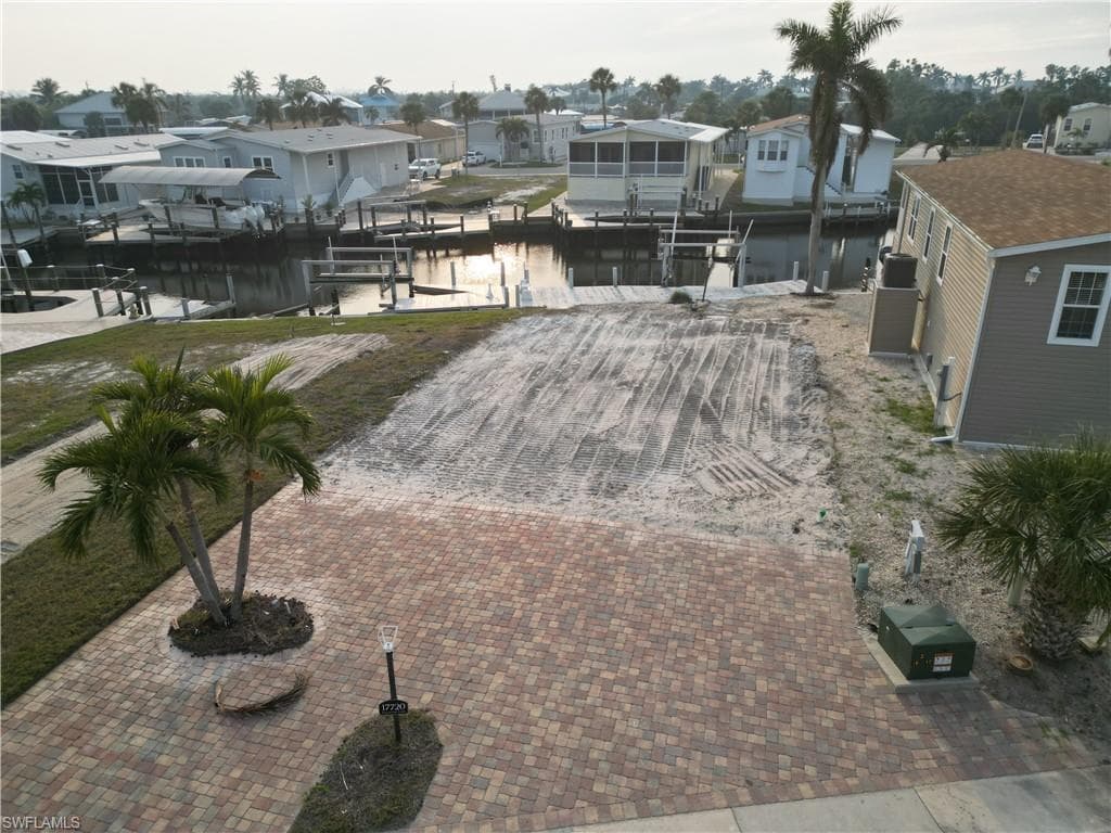17720 Eglantine LN FORT MYERS BEACH, FL 33931