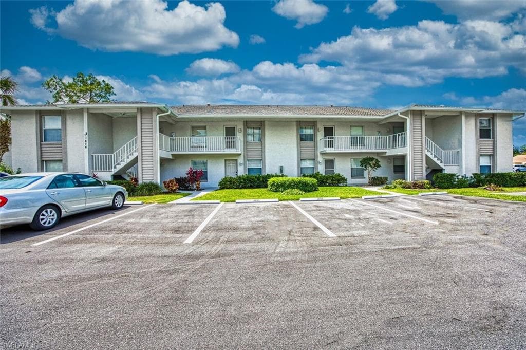 1476 Churchill CIR J102 NAPLES, FL 34116