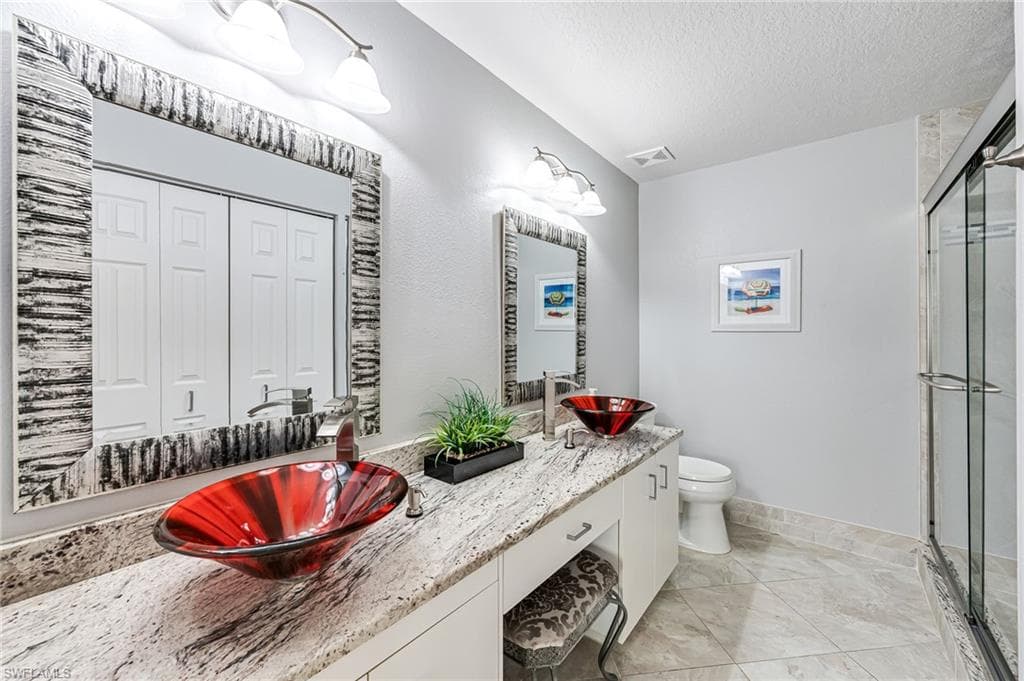 6645 Huntington Lakes CIR 102 NAPLES, FL 34119