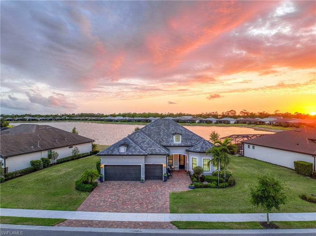 6909 Winding Cypress DR NAPLES, FL 34114