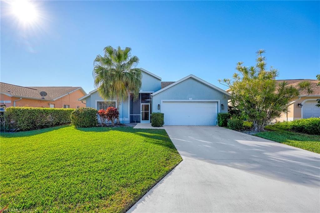 735 Lambton LN NAPLES, FL 34104