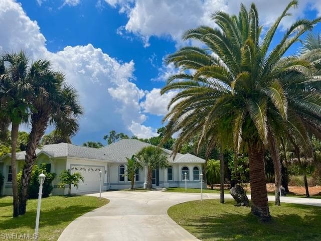 519 Prospect AVE LEHIGH ACRES, FL 33972