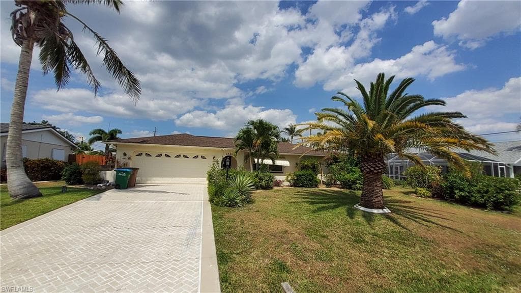 4423 SE 12th PL CAPE CORAL, FL 33904