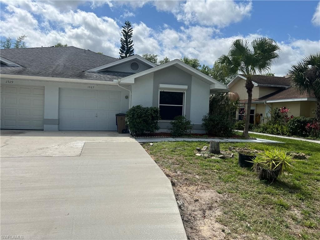 1927 Golfside Village DR LEHIGH ACRES, FL 33936