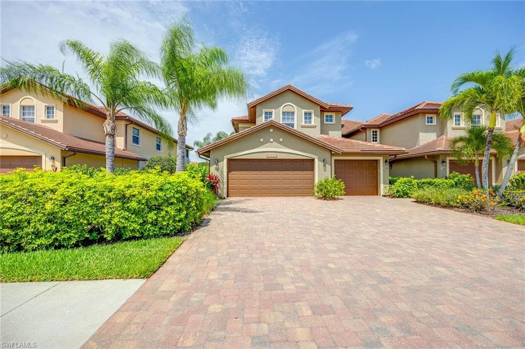 6626 Alden Woods CIR 101 NAPLES, FL 34113