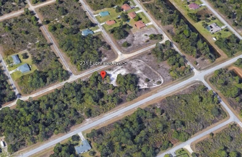 231 Euphrates AVE S LEHIGH ACRES, FL 33974