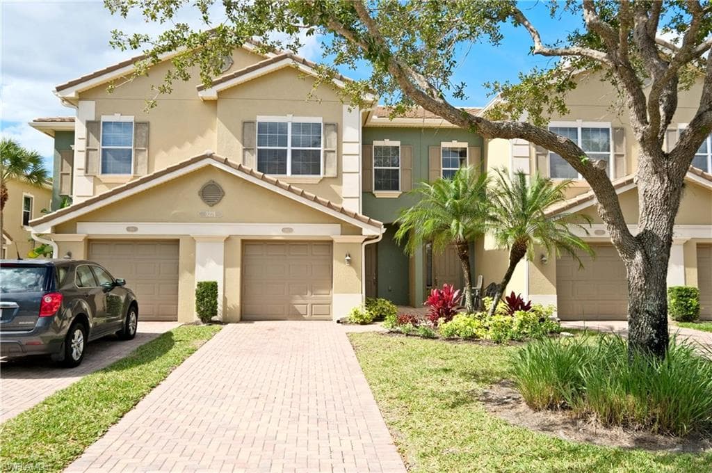 3221 Cottonwood BEND 502 FORT MYERS, FL 33905