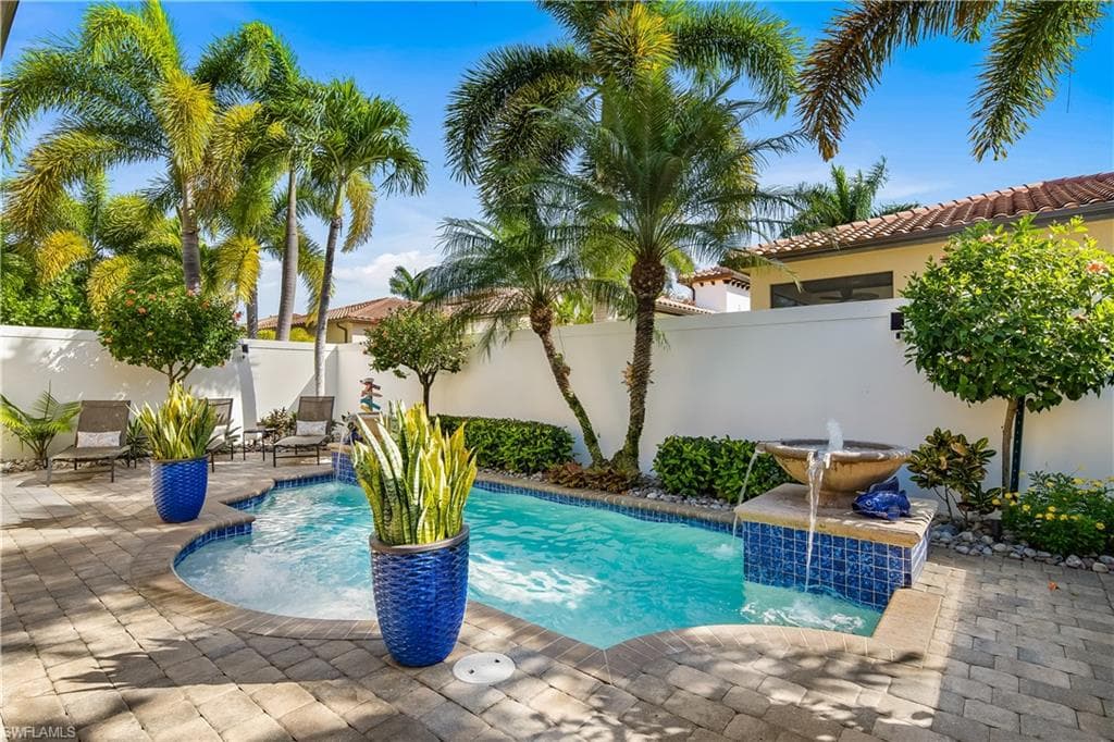 7888 Cordoba PL NAPLES, FL 34113